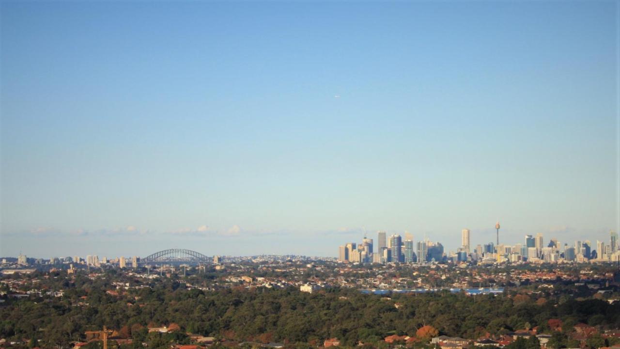 Ferienwohnung Stunning Views Sydney Olympic Park Exterior foto