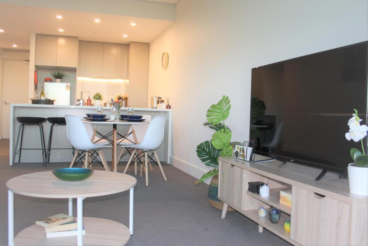 Ferienwohnung Stunning Views Sydney Olympic Park Exterior foto